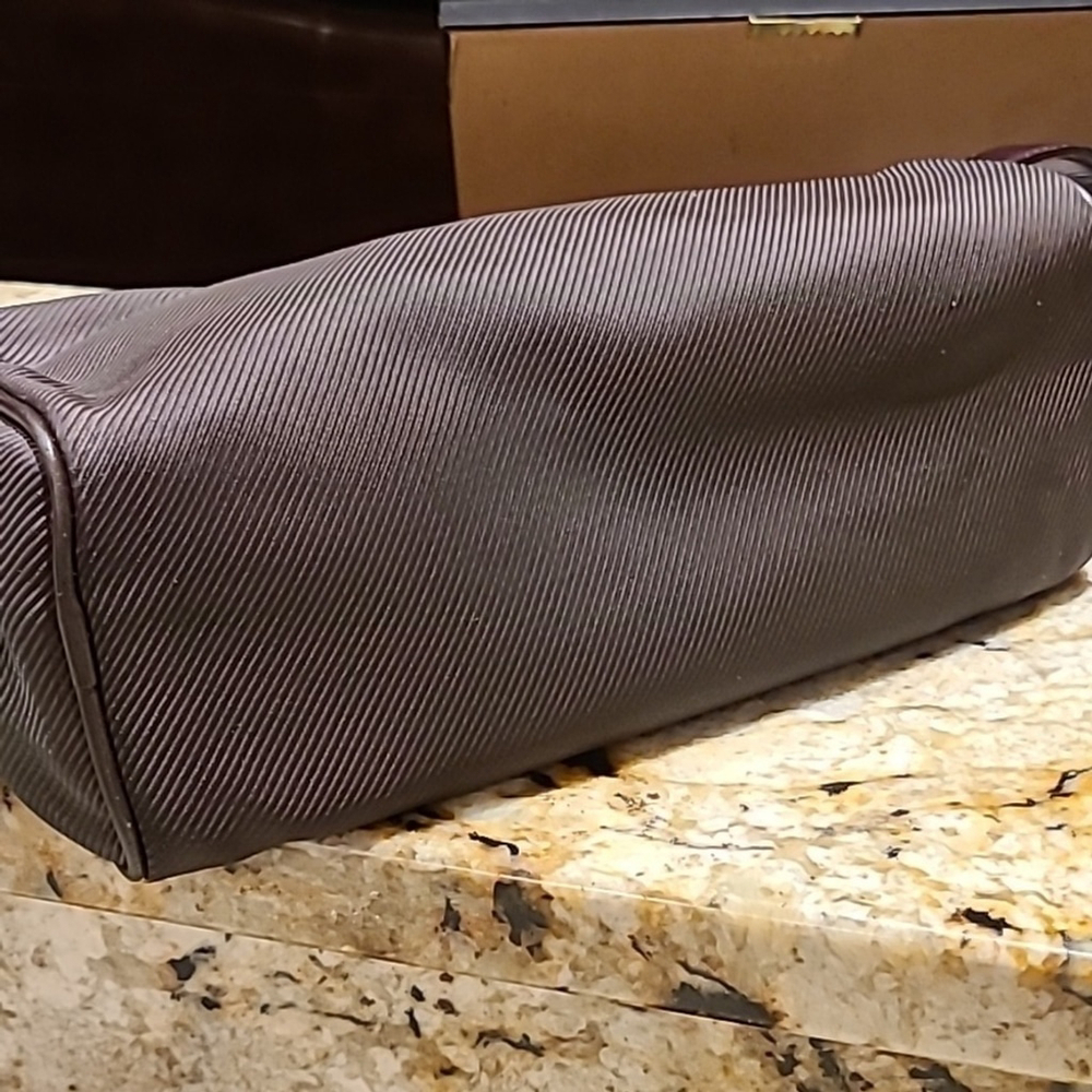 Louis Vuitton Tiaga Palana toiletry bag brown to green ombre color - Picture 3 of 16